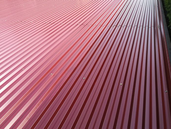 Copertura in lamiera grecata multigreca colore rosso