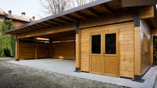 Carport Classic 2 posti con box integrato – finitura noce chiaro