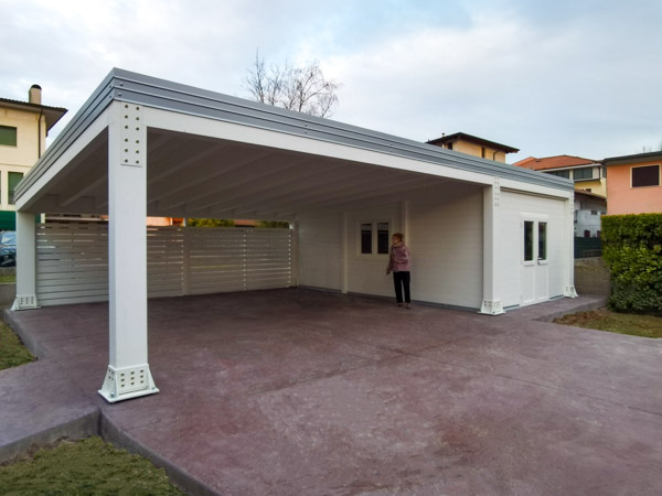 Carport moderno in legno Cube con locale integrato – CCU2606 Carport moderno in legno Cube con locale integrato – CCU2606