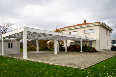 grande-carport-cube-modulare-pergola-ingresso-policarbonato-opalino-ccu2609-1600-1.jpg
