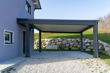 pergola-cube-vista-frontale-posteggio-auto-zona-conviviale-pcu2602-1600-3.jpg