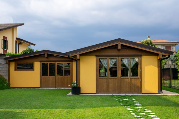 strutture in legno a due falde con locali comunicanti